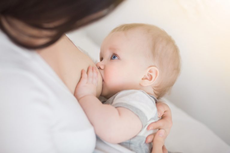 Borstvoeding verlaagt het risico van een moeder op hartaandoeningen