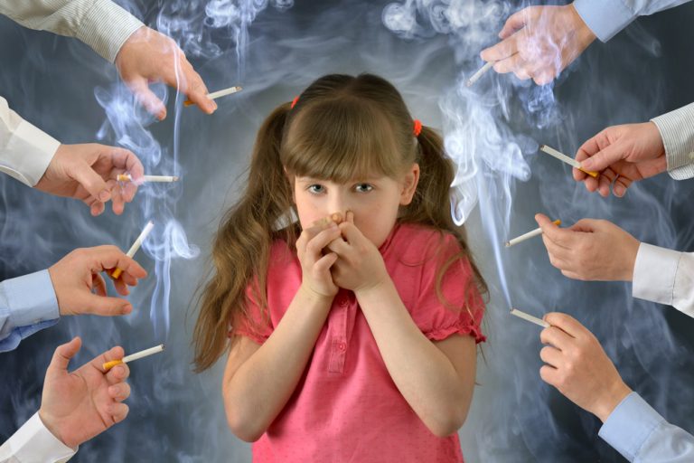 Rokende ouders een gevaar voor reuma bij kinderen