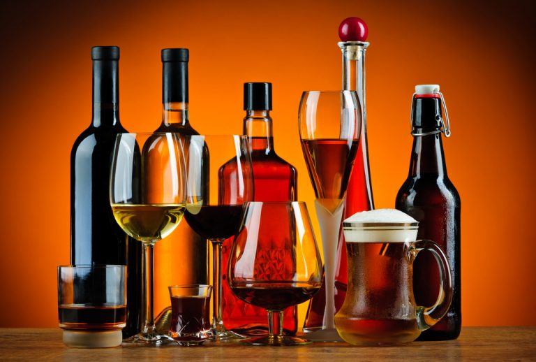 Kan alcohol de mentale achteruitgang stoppen naarmate we ouder worden?