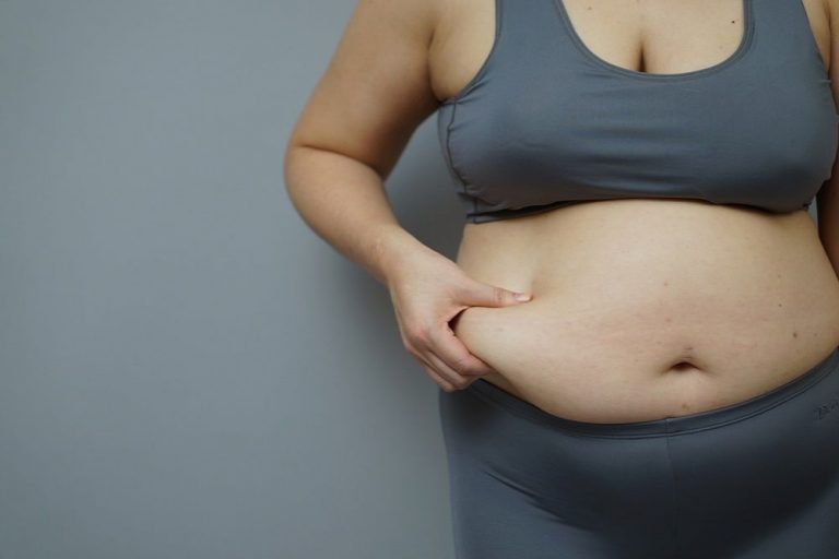 Zelfs fitte mensen lopen gezondheidsrisico bij te veel zitten